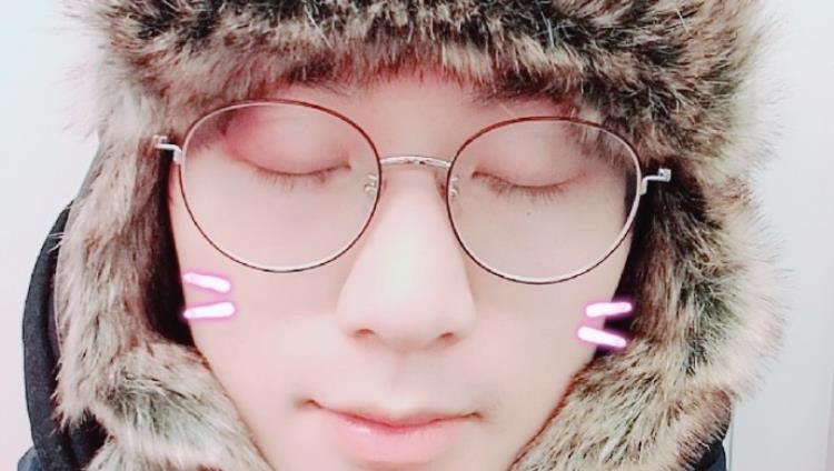 伊闪闪的配音小黑屋