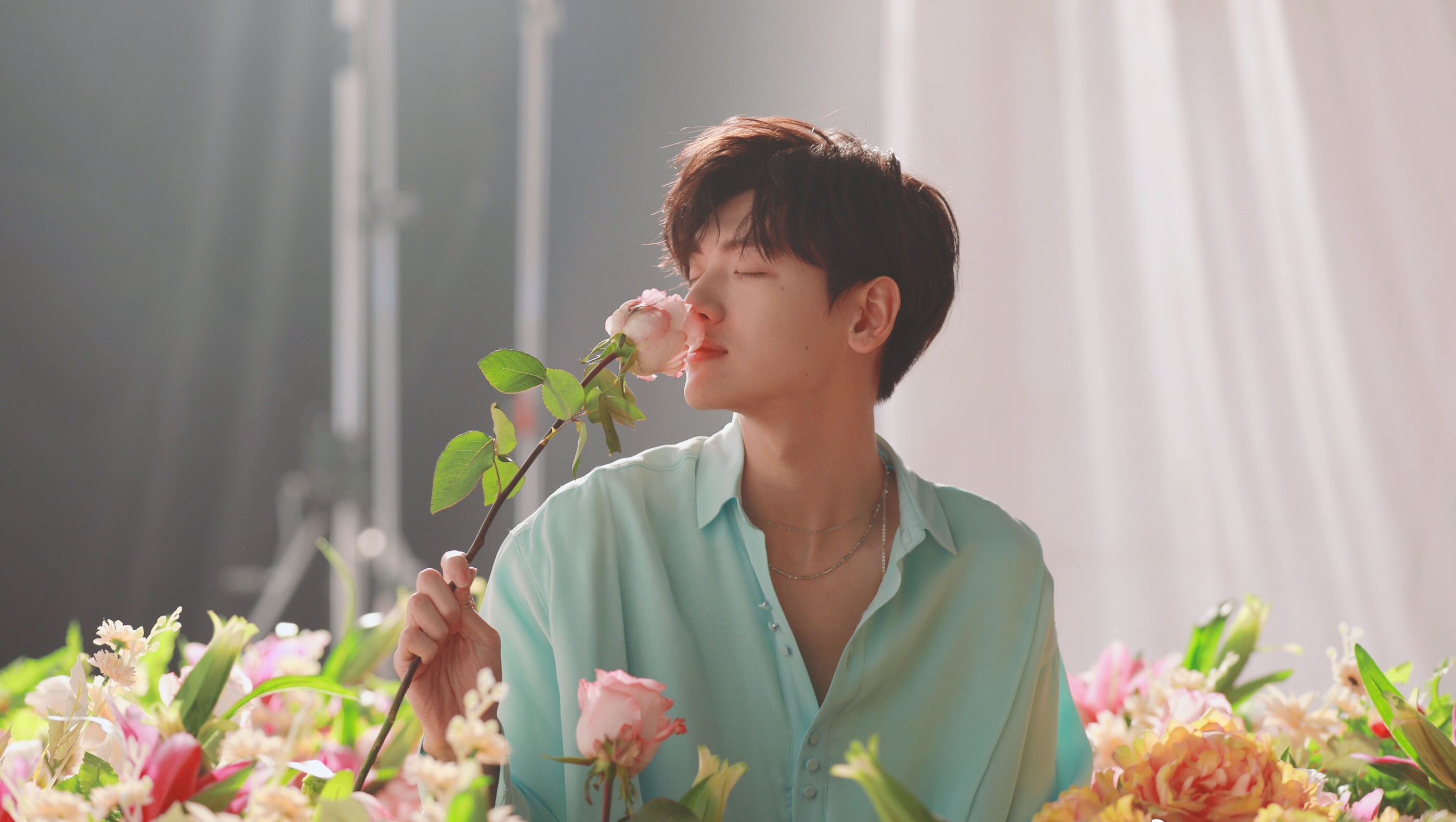 翟潇闻数据站的直播间